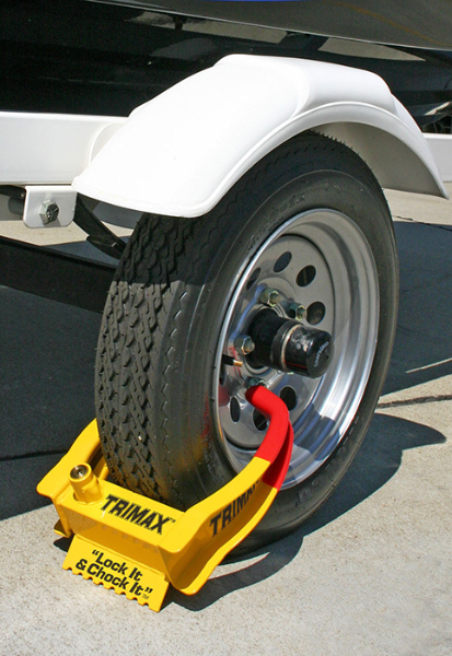 Deluxe Universal Wheel Chock Lock Edmonton 2